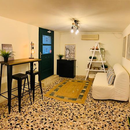 Airport Cottage House Artemida  Esterno foto